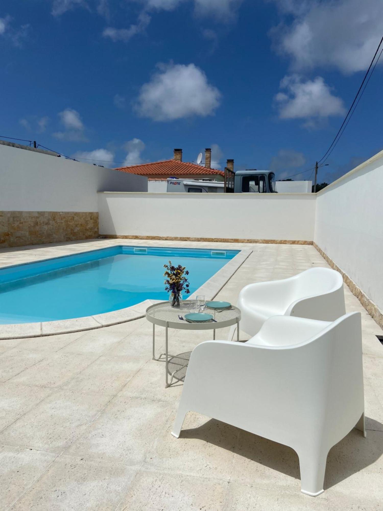 Villa Charming With Private Poll Alcobaça